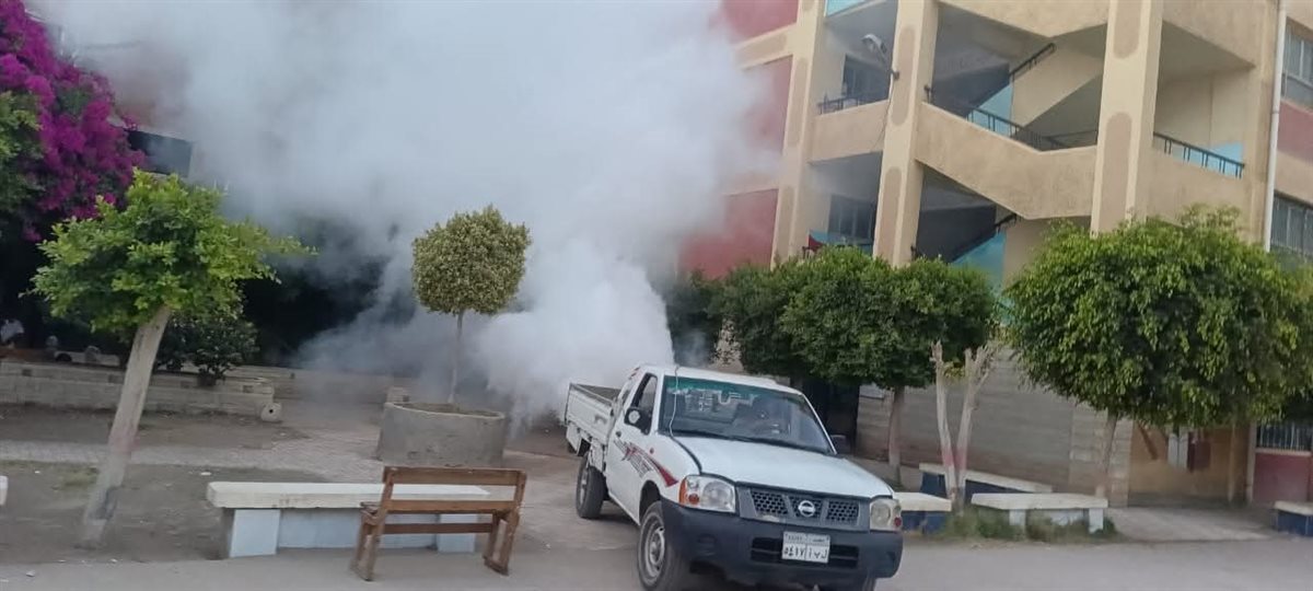 تطهير وتعقيم لجان امتحانات الثانويه