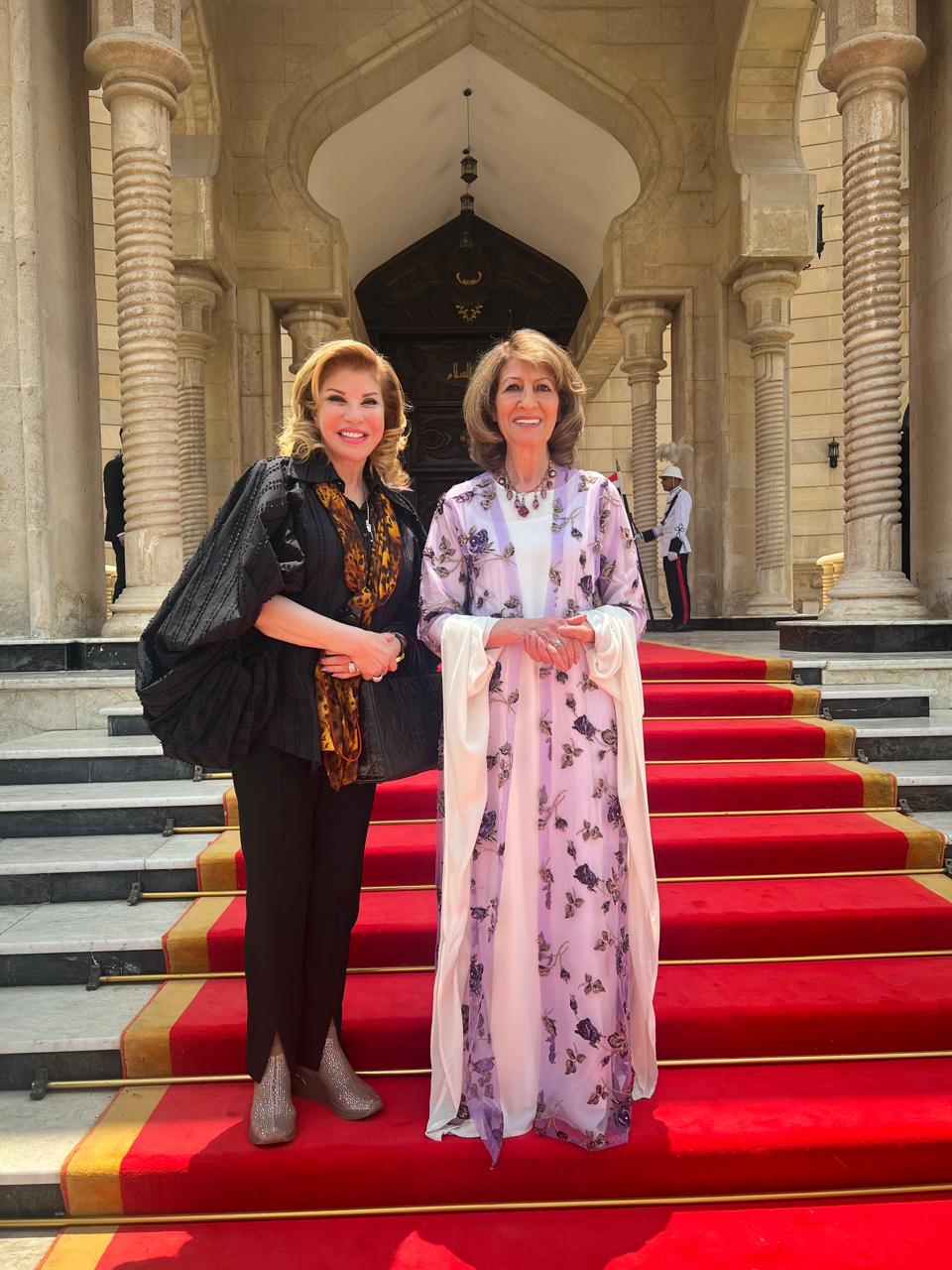 لقطات من استقبال حرم الرئيس العراقي لـ هالة سرحان وإلهام شاهين ووفد الإعلاميات العربيات بالقصر الجمهوري