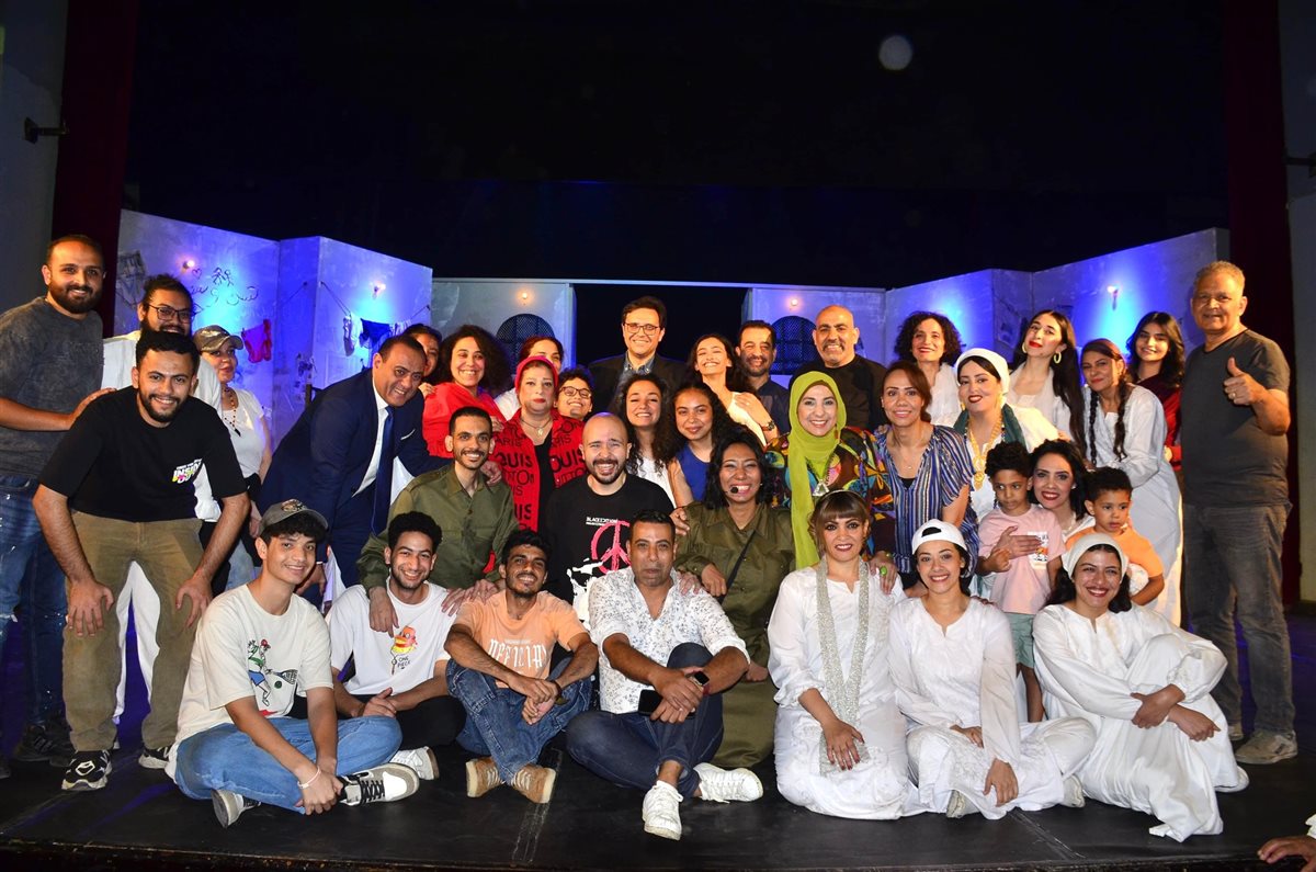 وزير الثقافة يشهد عرض “سجن النسا” ختام عروضه بمسرح السلام<br>