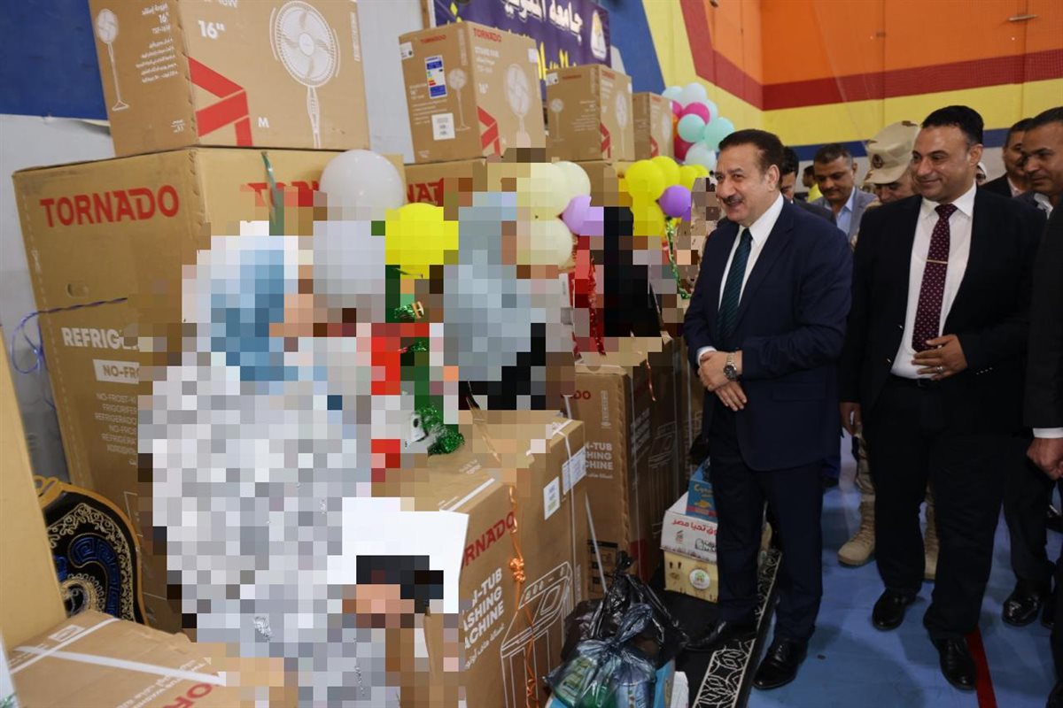 محافظ المنوفية يقدم أجهزة للعرائس بمناسبة العيد القومي 