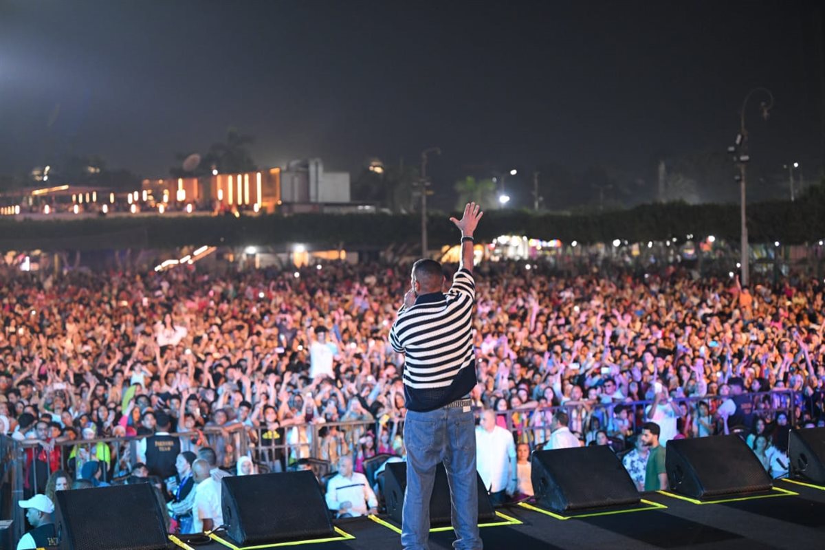 حفل أحمد سعد في نادي الشمس (13)