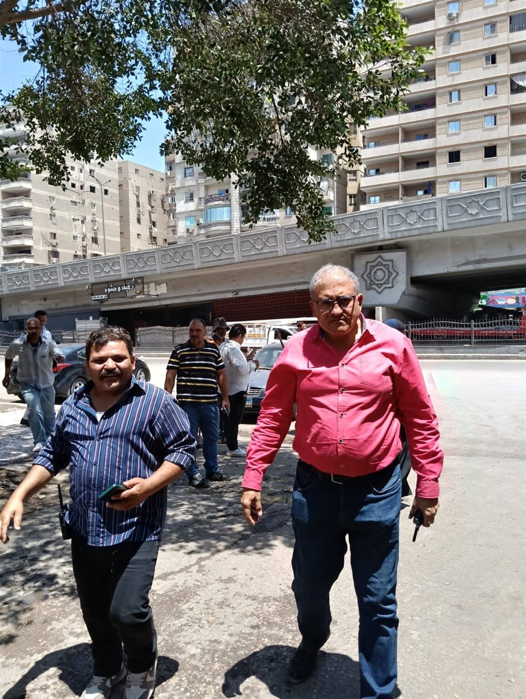 رئيس حي شرق مدينة نصر يقود حملة مكبرة لإزالة الإشغالات وتحسين المظهر العام