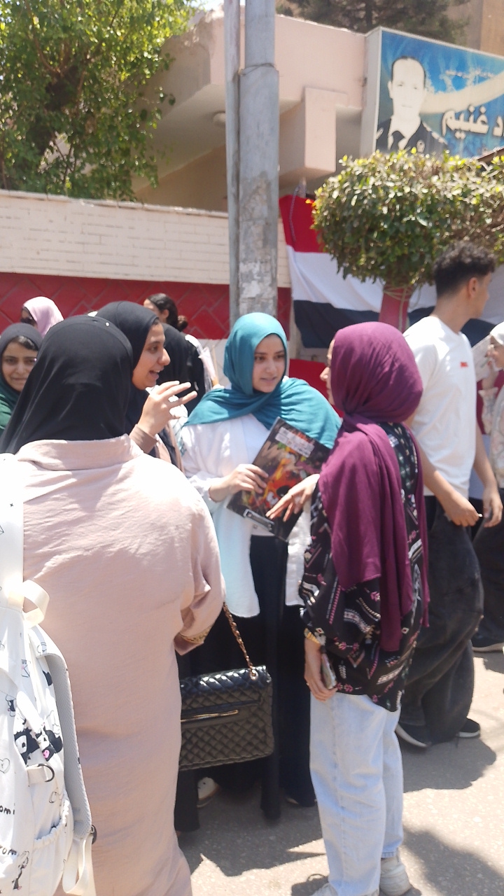 طلاب الثانوية العامة بالدقهلية