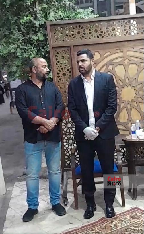 <strong>صور عزاء والد محمد طارق </strong>