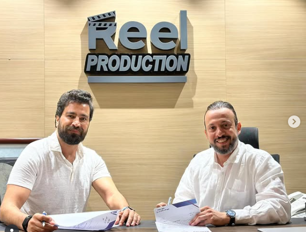 معتصم النهار يتعاقد على أول عمل سينمائي مصري بعنوان حين يكتب الحب