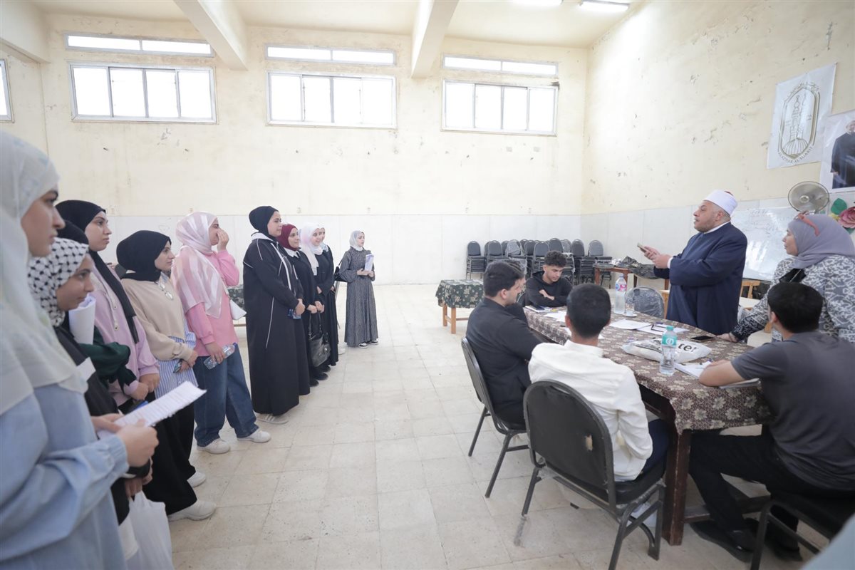 ‏رئيس المعاهد الأزهرية يتفقّد لجنة امتحانات طلاب فلسطين