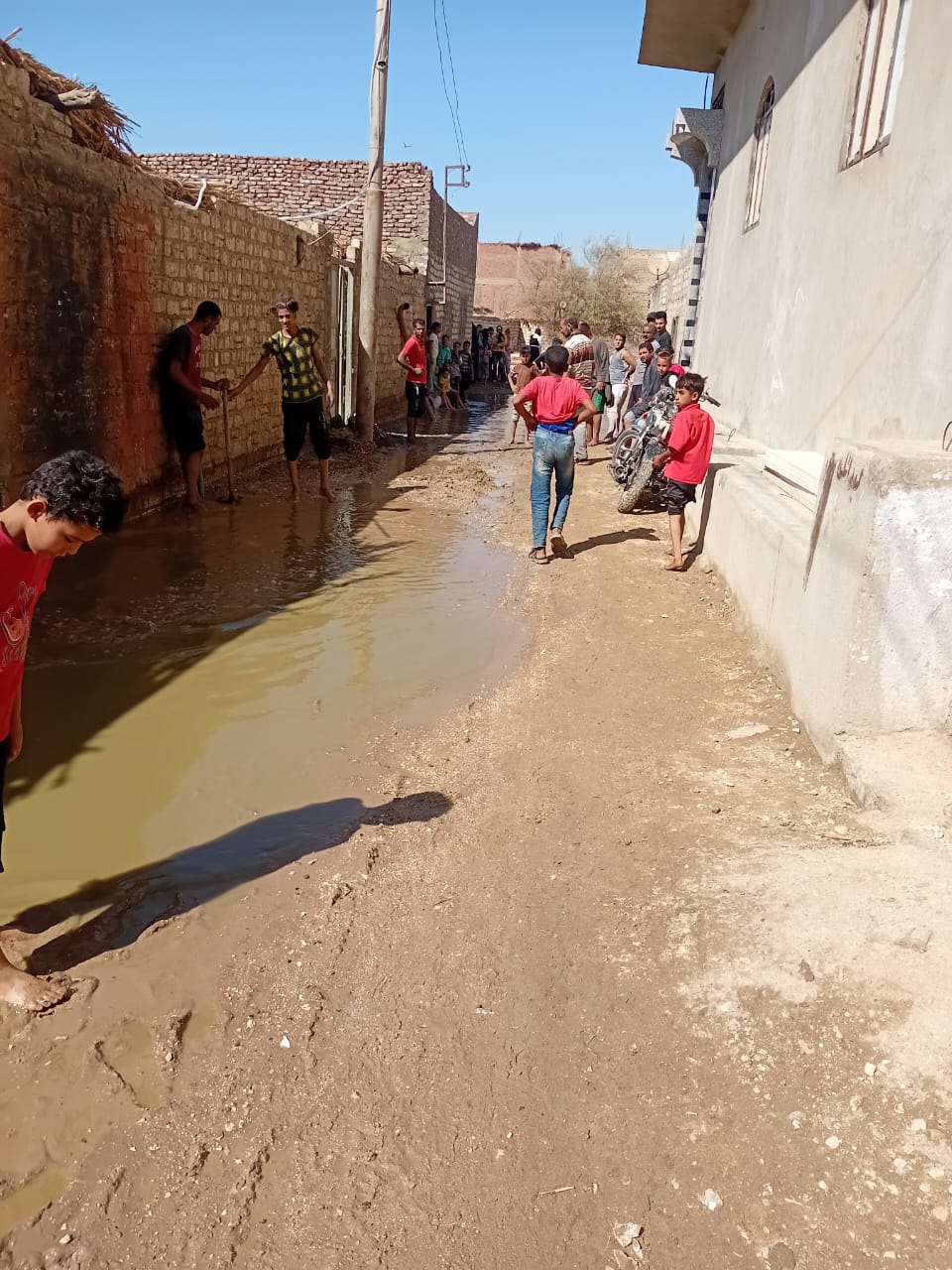 المياه تغمر المنازل