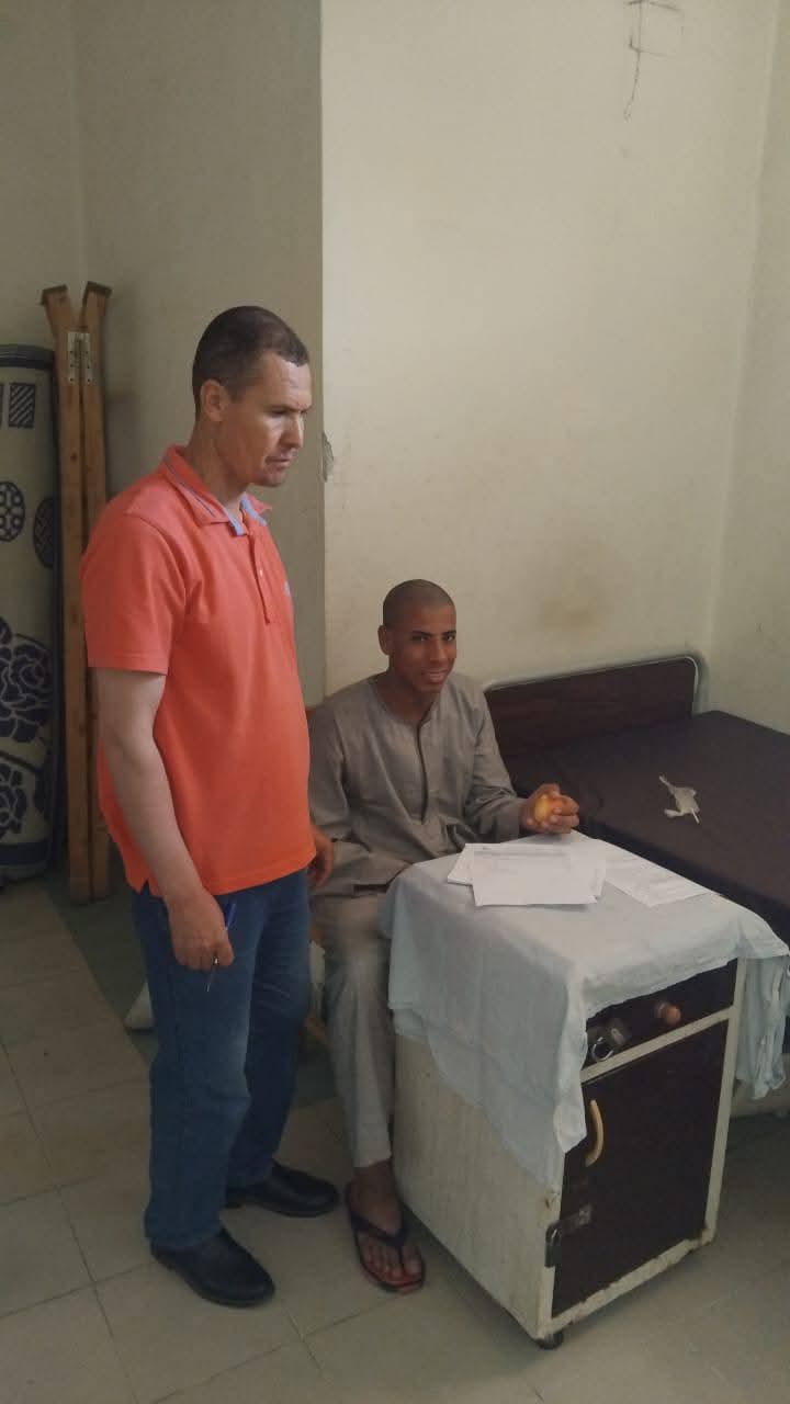 كلية القرآن الكريم بالأزهر تعقد لجنة خاصة لأحد الطلاب لأداء الامتحانات