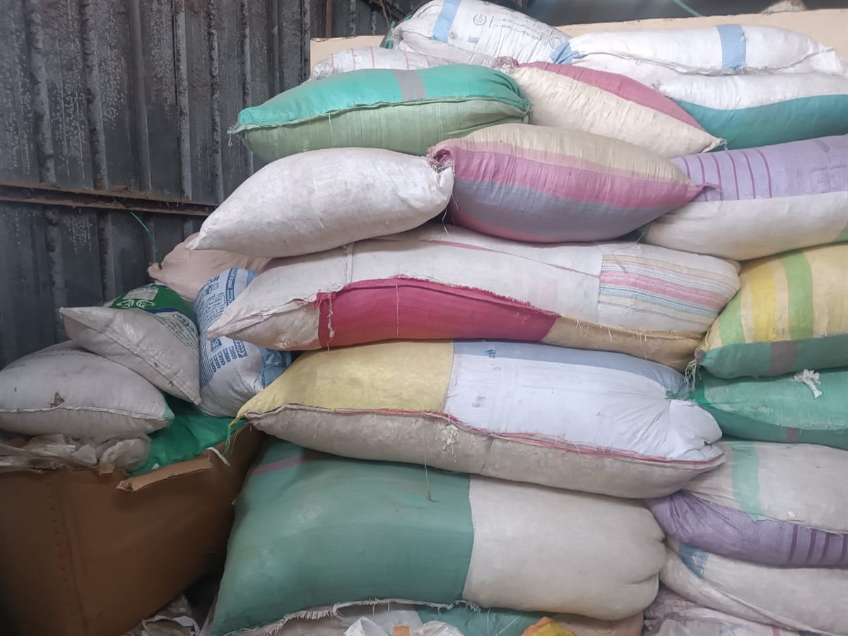 مخزن لإعادة تصنيع السجائر