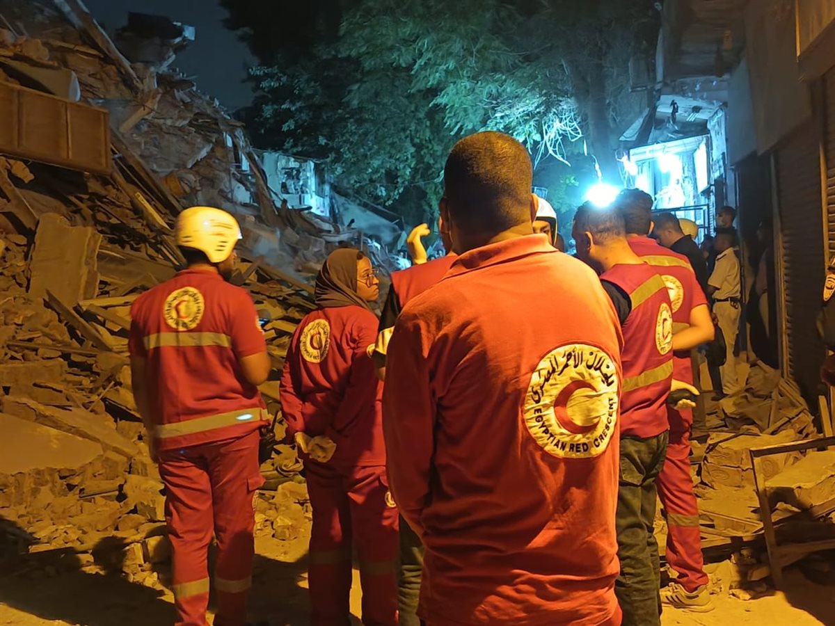 تفاصيل انهيار عقار مكون من 5 طوابق بالسيدة زينب   3