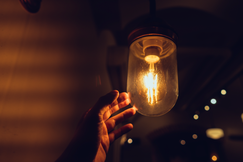 خطوات ذكية لتقليل استهلاك الكهرباء في الصيف