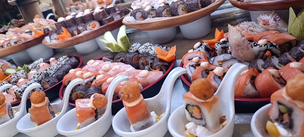 الإحتفال باليوم العالمي للسوشي بالغردقة 