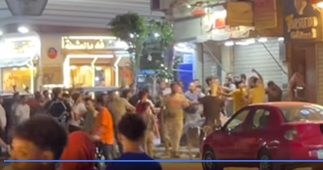 <strong>مشاجرة بالأسلحة البيضاء والشماريخ في عين شمس</strong>