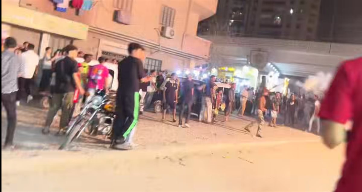 <strong>مشاجرة بالأسلحة البيضاء والشماريخ في عين شمس</strong>