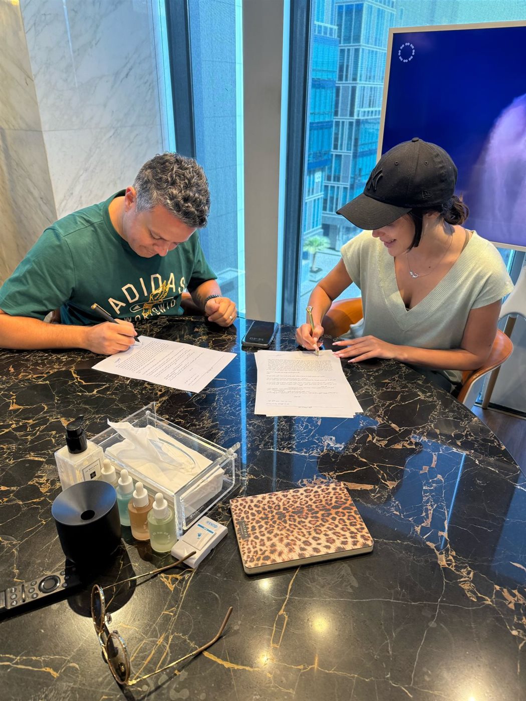 بسمة بوسيل تعود من جديد وتطرح أغنية أبو حب بالتعاون مع المنتج محمد حامد