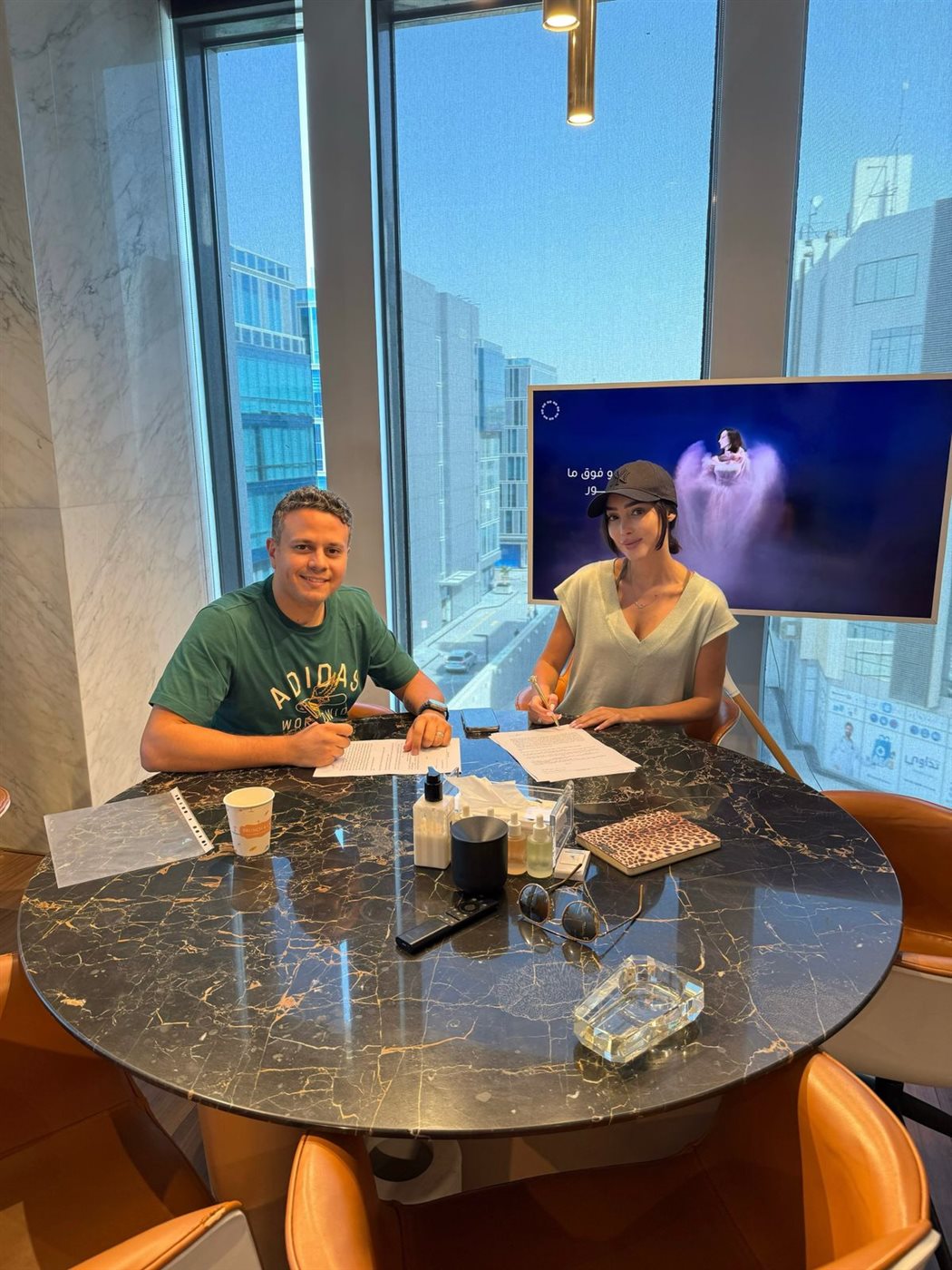 بسمة بوسيل تعود من جديد وتطرح أغنية أبو حب بالتعاون مع المنتج محمد حامد