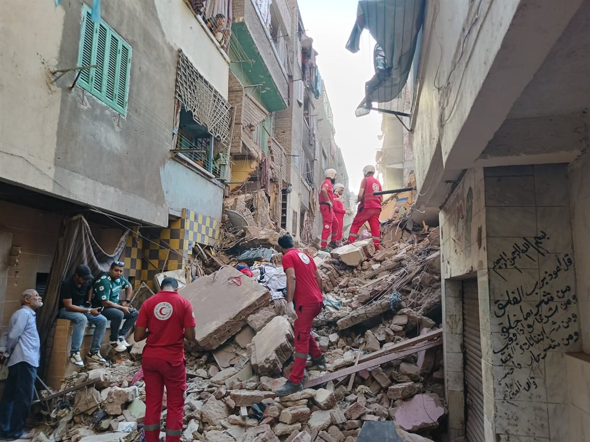 الهلال الأحمر 