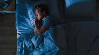 مشروبات تساعد على النوم بسرعة