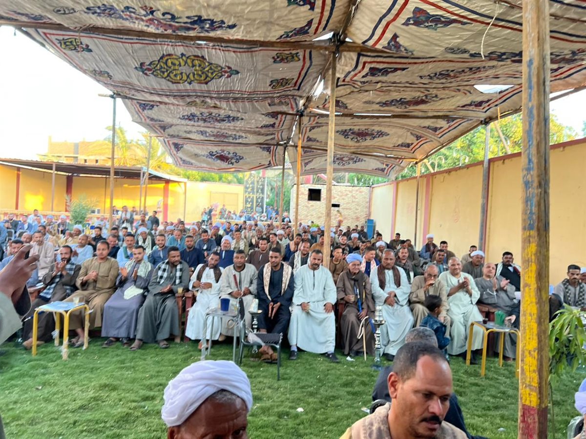 الصلح بين عائلتين بقنا