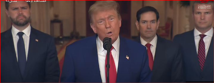 الرئيس الأمريكي ترامب 