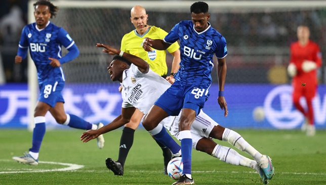 &nbsp;القنوات المجانية الناقلة لمشاهدة بث مباشر مباراة الهلال وريد بول اليوم في المونديال