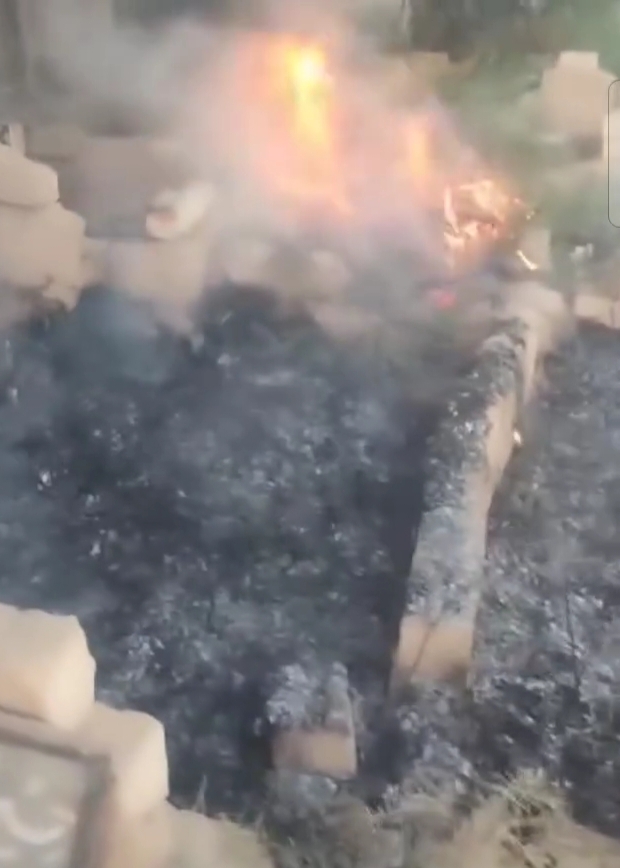 حريق بمقابر مدينة الخارجة