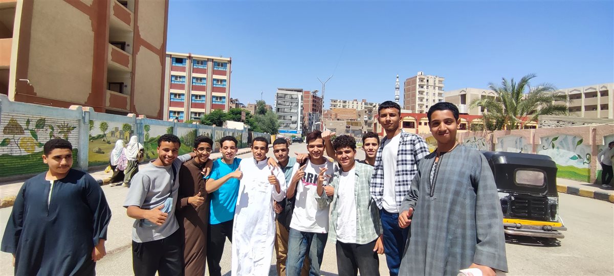 طلاب الثانوية الأزهرية بسوهاج 