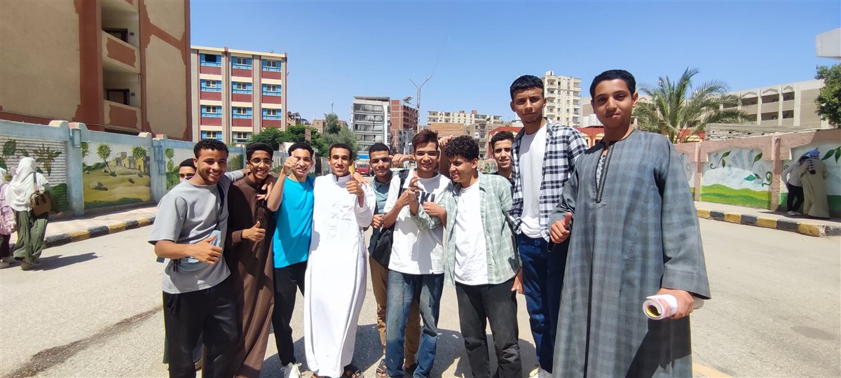 طلاب الثانوية الأزهرية بسوهاج 