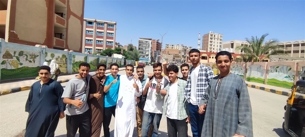 طلاب الثانوية الأزهرية بسوهاج 