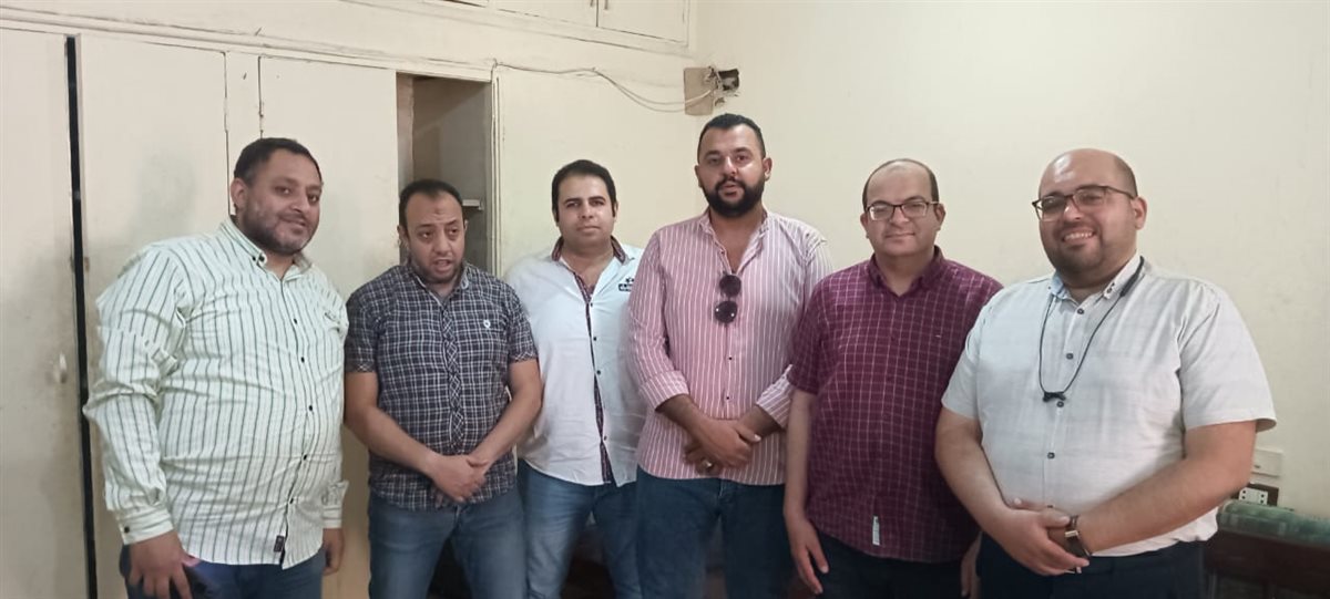 ضبط منتحل صفة طبيب حاصل على الإعدادية يدير مركزا لعلاج الأورام بسوهاج