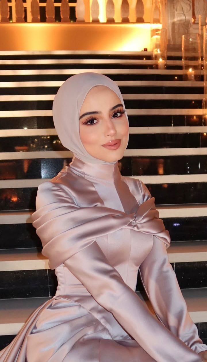 صور فساتين سهرة أنيقة موضة 2025 