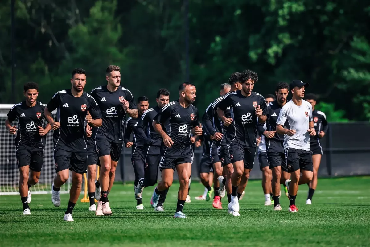 <strong>مران خفيف للاعبي الأهلي في فندق الإقامة استعدادًَا لمواجهة بورتو في مونديال الأندية</strong>