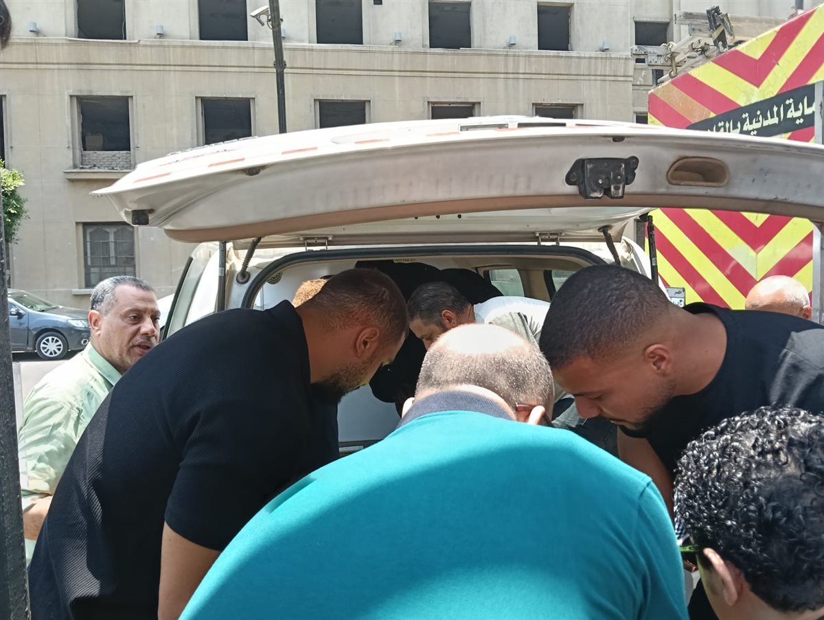 لقطات من جانزة والد الفنان تامر عبد المنعم من مسجد عمرو مكرم