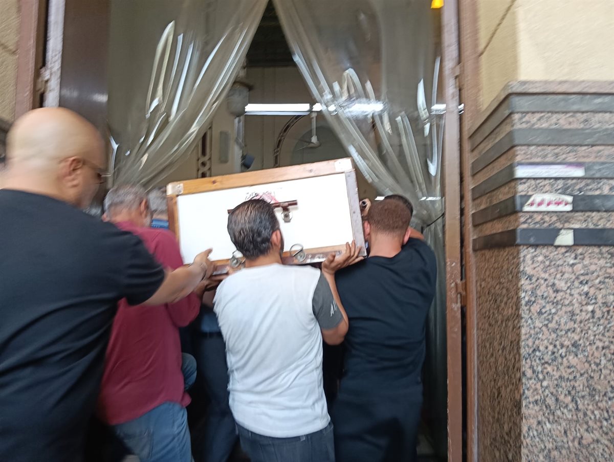 لقطات من جانزة والد الفنان تامر عبد المنعم من مسجد عمرو مكرم