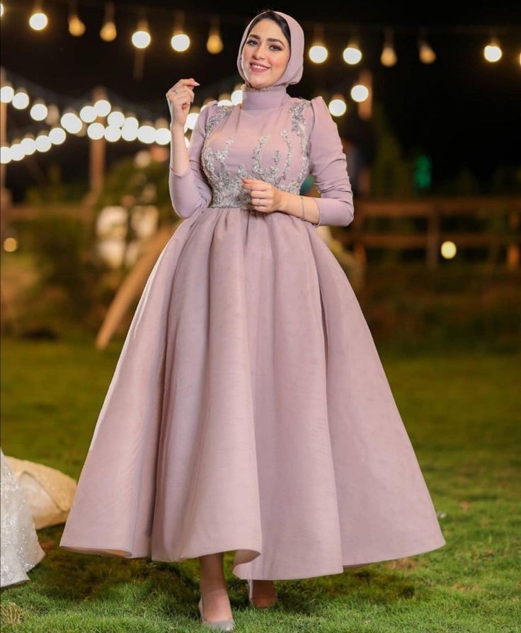 صور فساتين سهرة للمحجبات ضمن موضة 2025