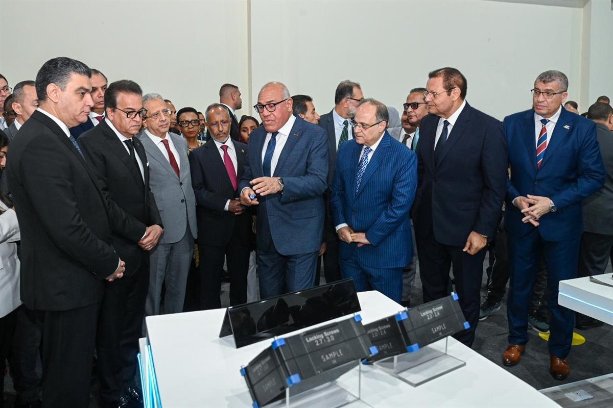 وزير الصحة يشهد توقيع عقد الشراكة بين الهيئة العربية للتصنيع للأجهزة الطبية XGY وشركة لتأسيس الشركة العربية - الصينية 