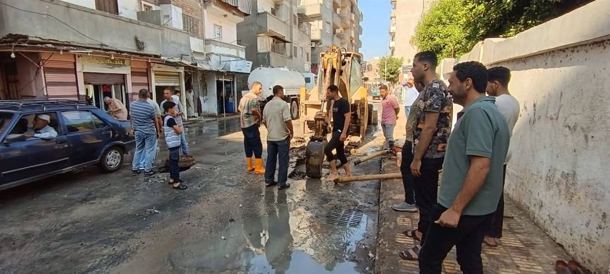 إنفجار مفاجئ في خط مياه الشرب