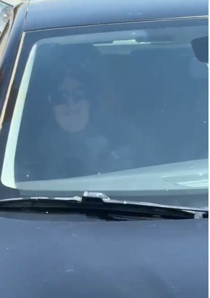 أرملة عماد محرم