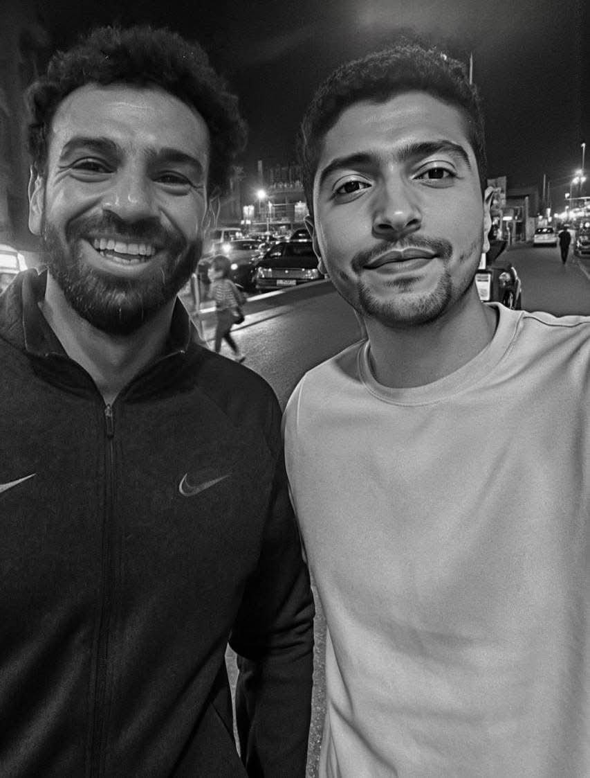 تريند صورة مع المشاهير