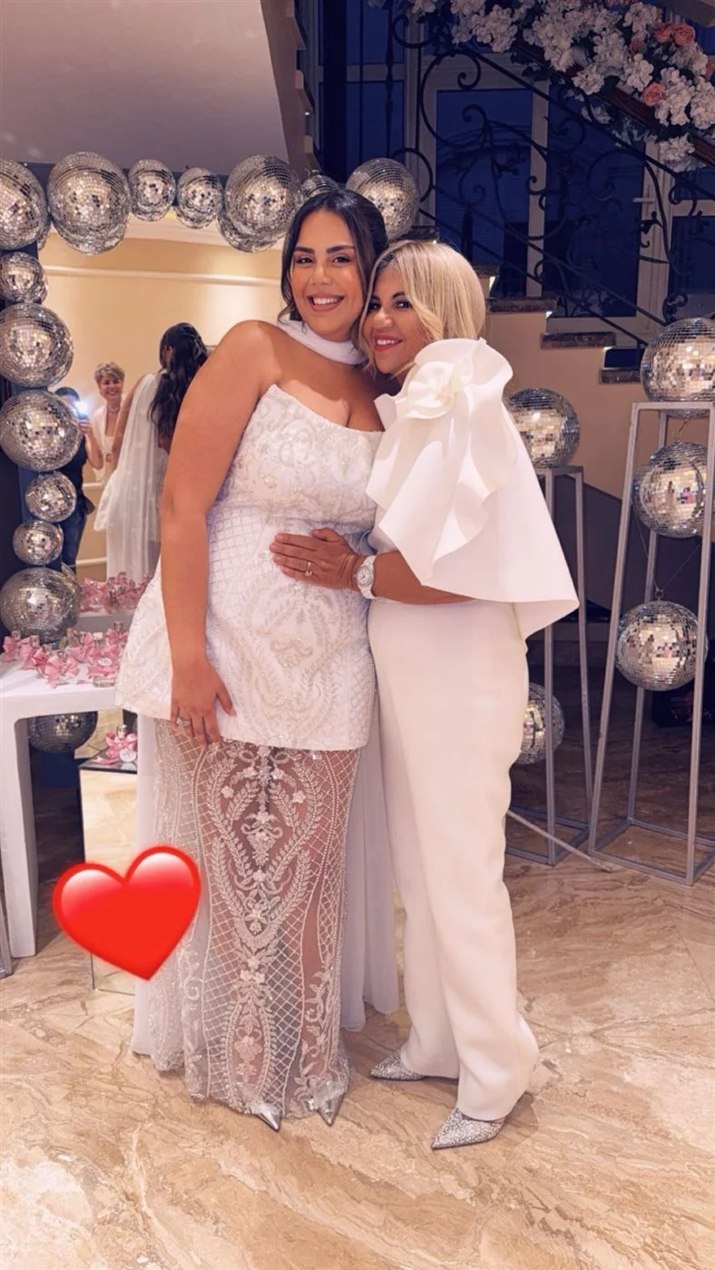 بوسي شلبي من حفل حنة ابنة مفيدة شيحة