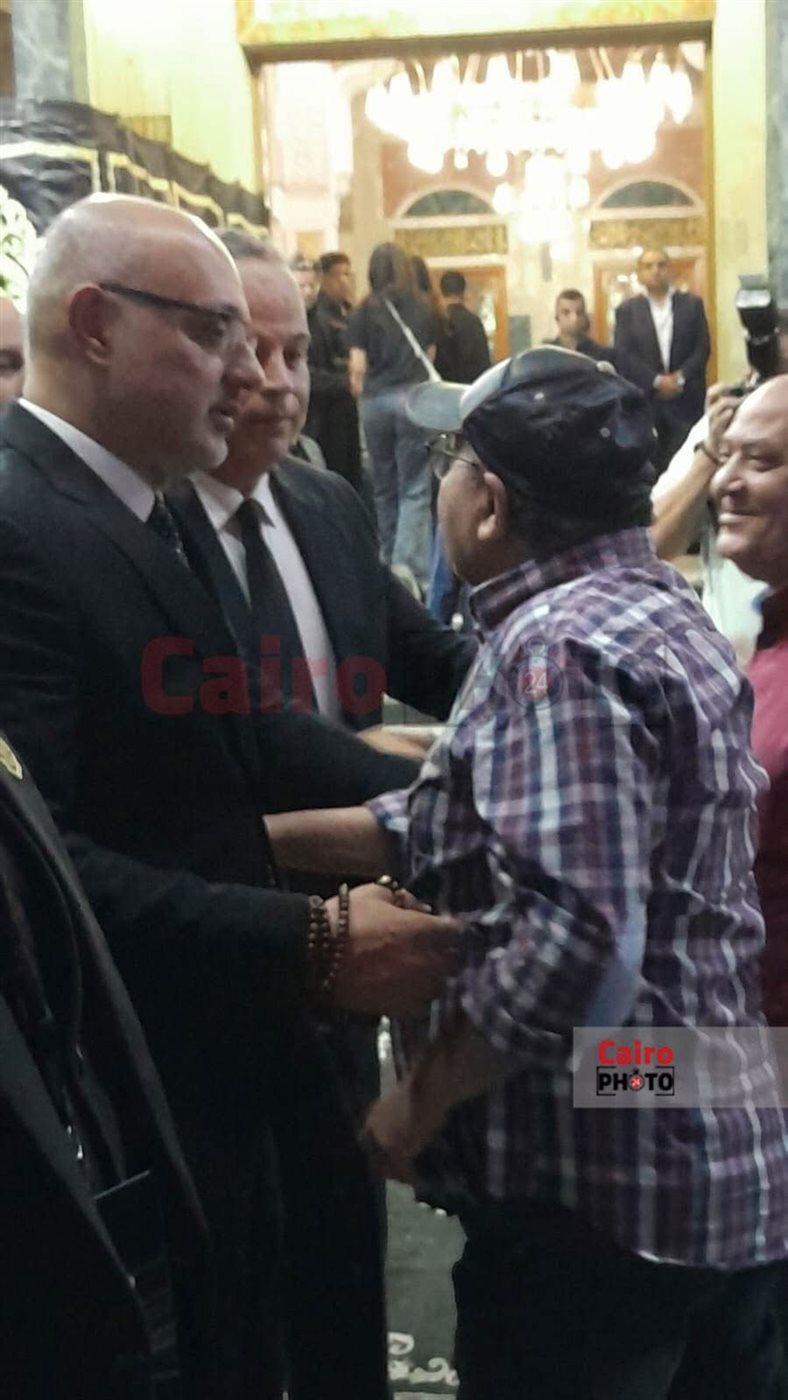  نجوم الفن والإعلام  في عزاء والد الفنان تامر عبدالمنعم 