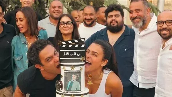 أبطال فيلم إن غاب القط 