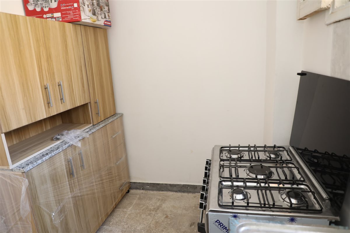 محافظ القاهرة يزور الأسر المتضررة من انهيار عقاري حدائق القبة بعد تسكينهم بوحدات بديلة 