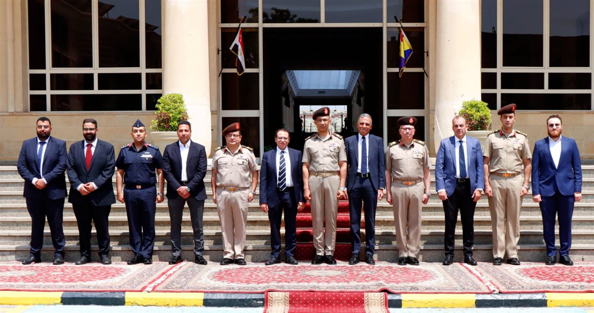 الكلية الفنية العسكرية توقع عقدى إتفاق مع شركة الشرق الأوسط لخدمات تكنولوجيا المعلومات وتكنولوجيا تشغيل المنشآت المالية