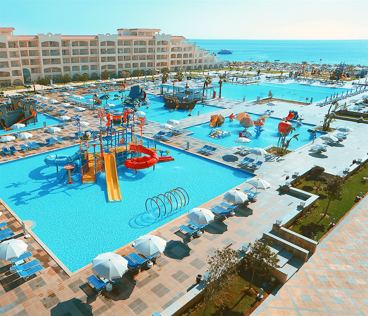 مجموعة بيك الباتروس للفنادق