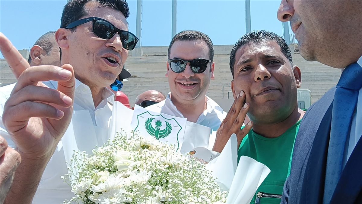 وزير الشباب والرياضة 