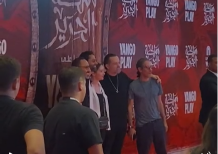 كريم محمود عبد العزيز وشقيقه