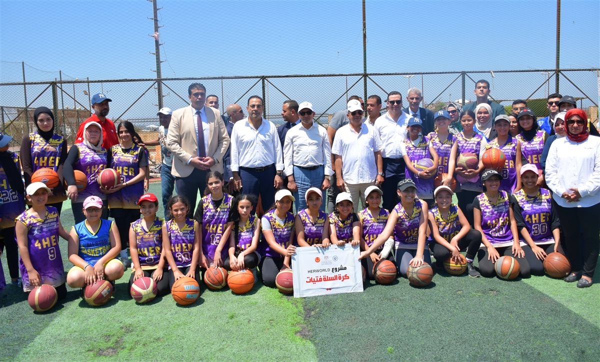 وزير الشباب والرياضه 