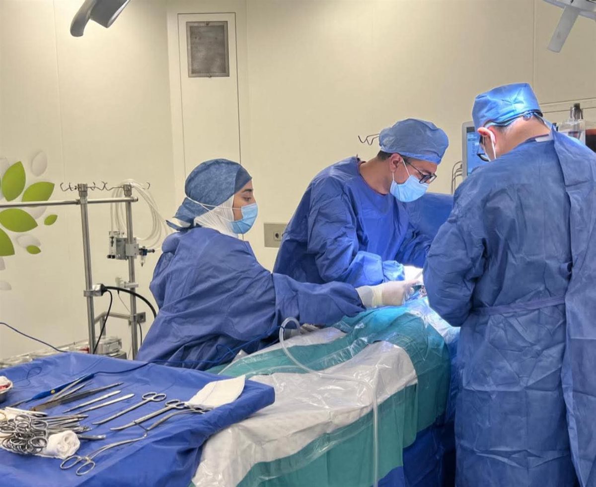 الطاقم الطبي بهيئة الرعاية الصحية ببورسعيد 