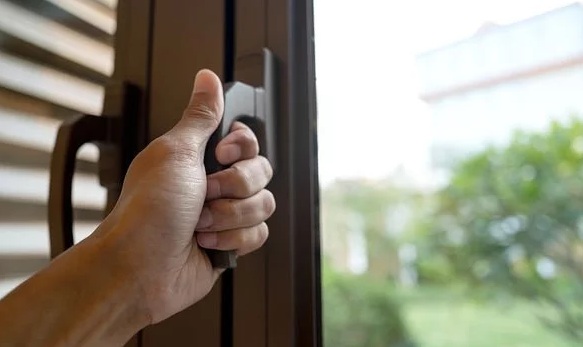 طرق تبريد المنزل بدون تكييف موفرة للفاتورة